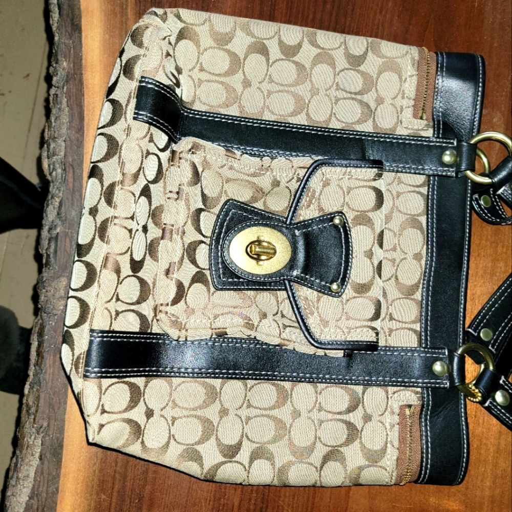 Authentic coach purse